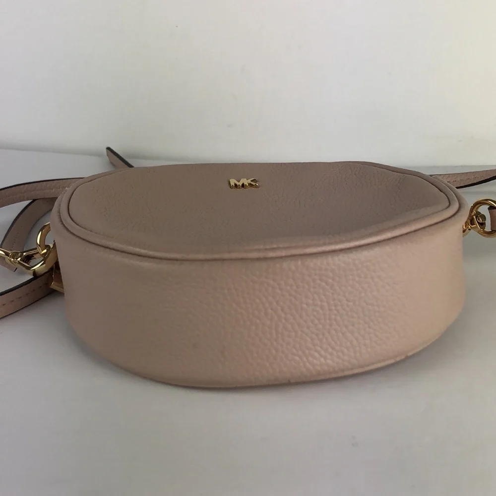 Michael Kors Canteen Chic Circle Crossbody
